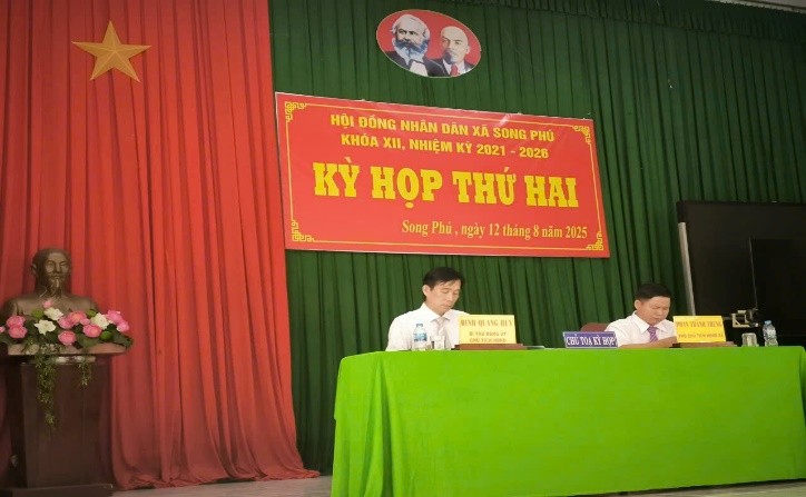 Xã Song Phú tổ chức kỳ họp thứ hai HĐND khóa XII, nhiệm kỳ 2021-2026