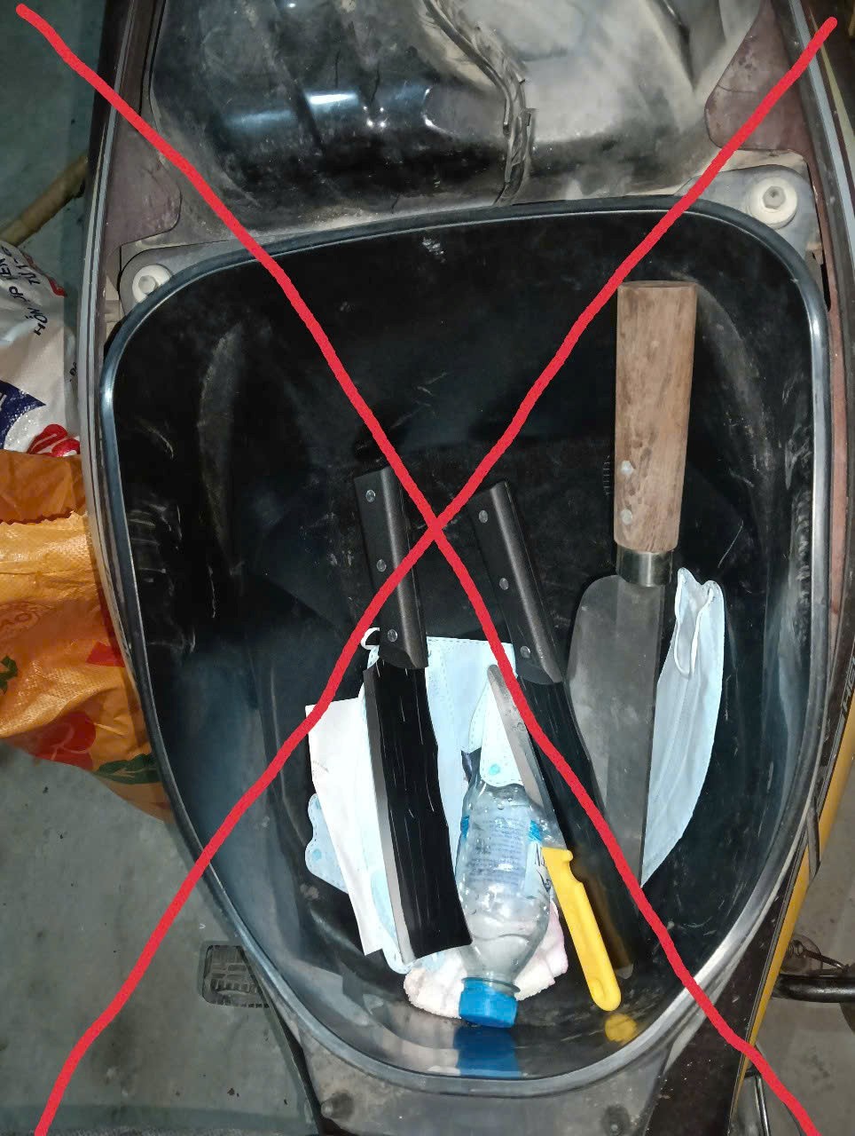 “ĐỒ PHÒNG THÂN” – NGUY CƠ VI PHẠM PHÁP LUẬT